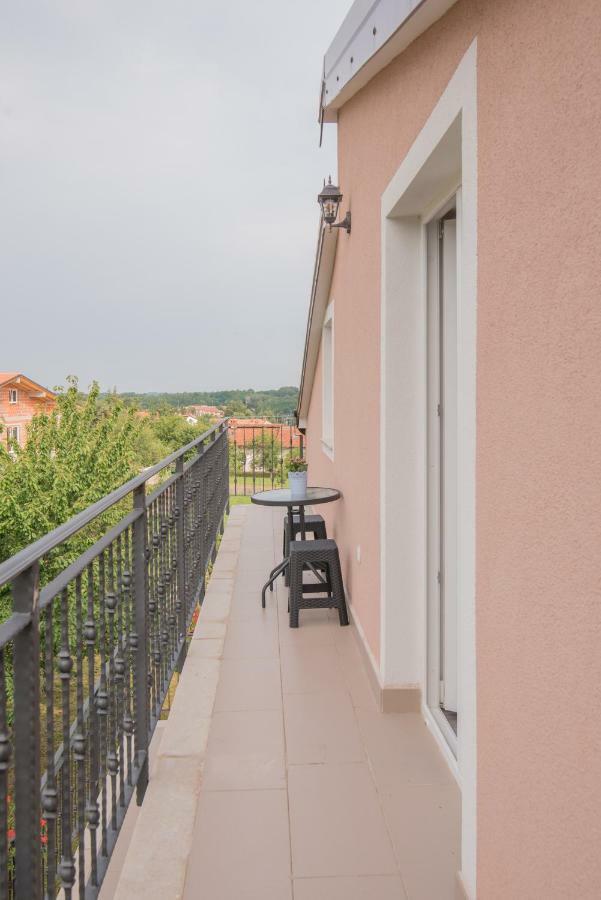 Middle Istra Appartement Pazin Buitenkant foto